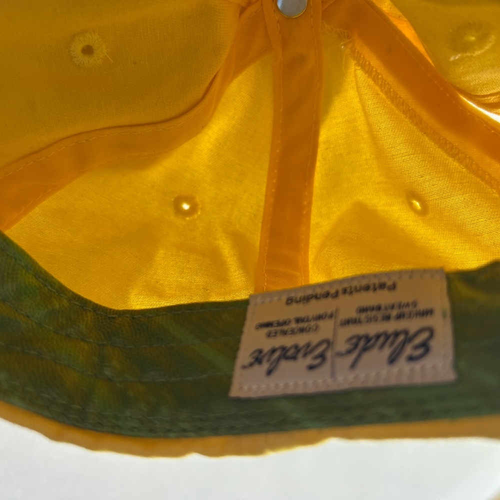 John Deere Yellow Cap with Green Embroidered Logo - Picture 6 of 10